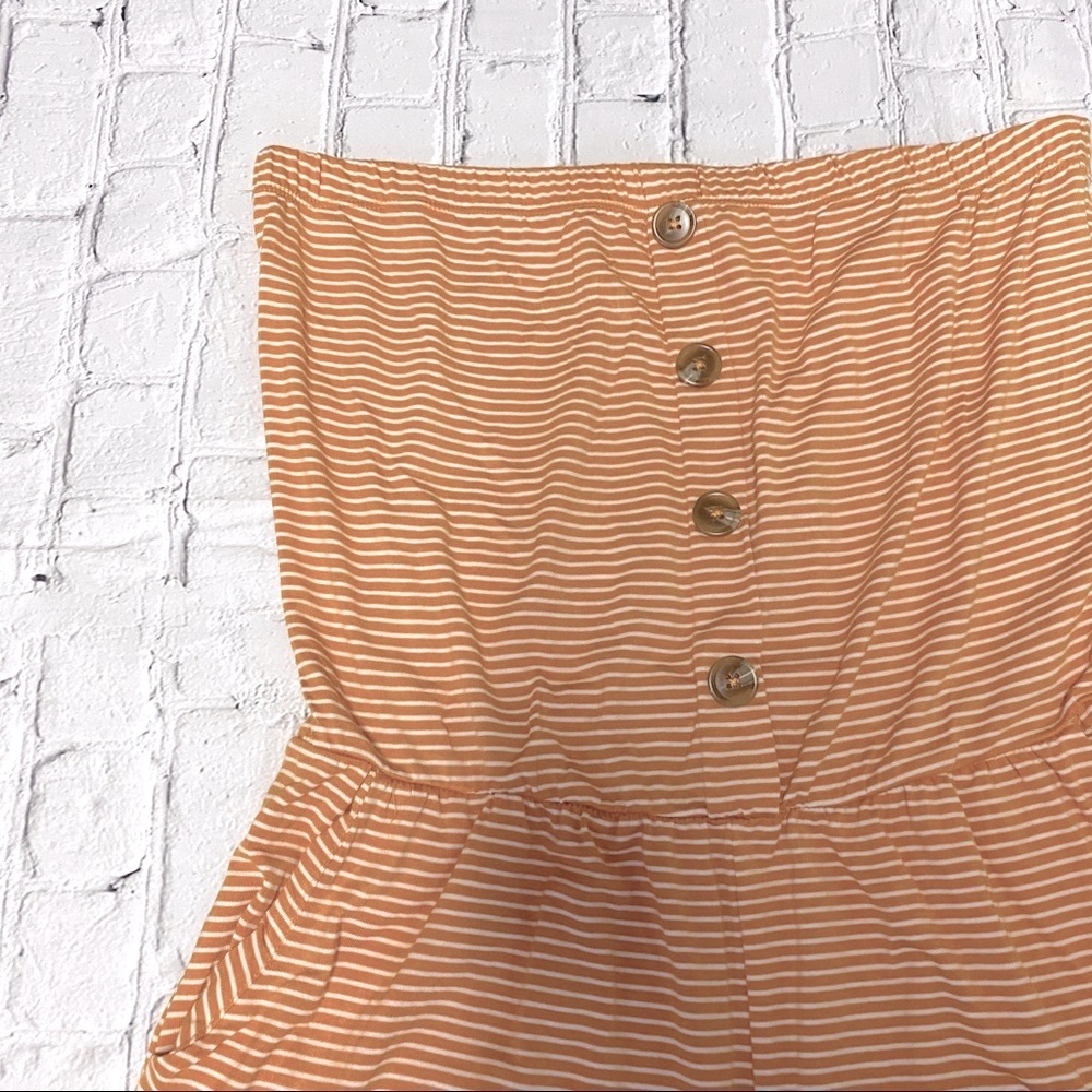 NWOT BOUTIQUE ROMPER - SMALL OR MEDIUM - Picture 4 of 5